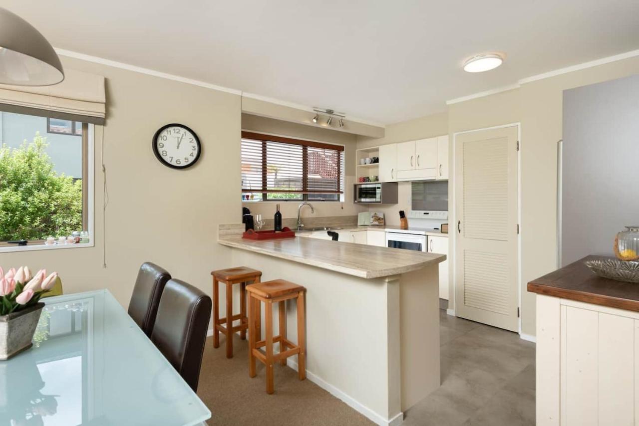 Golfers Delight In Quiet Cul De Sac Villa Mount Maunganui Bagian luar foto