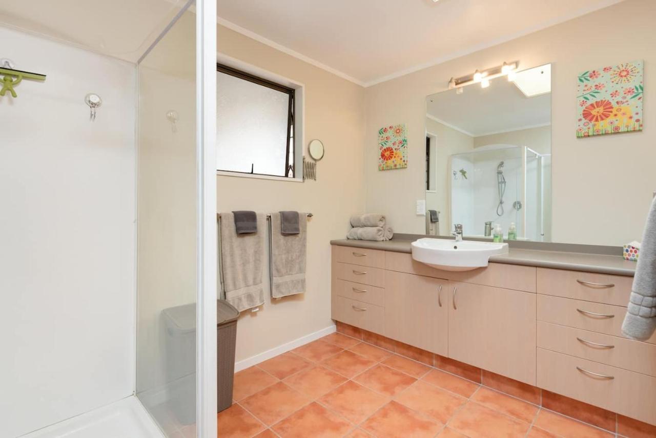 Golfers Delight In Quiet Cul De Sac Villa Mount Maunganui Bagian luar foto