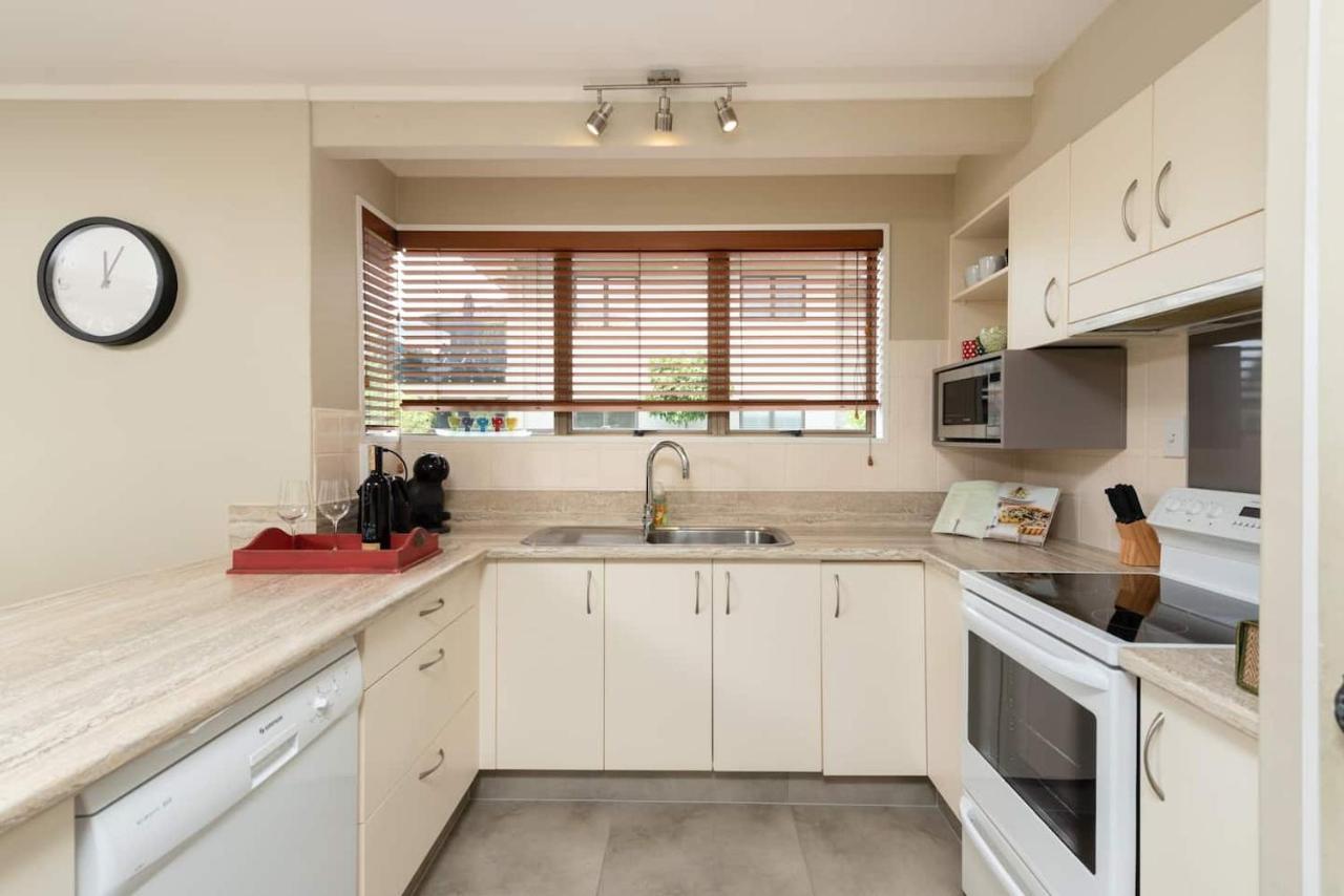 Golfers Delight In Quiet Cul De Sac Villa Mount Maunganui Bagian luar foto