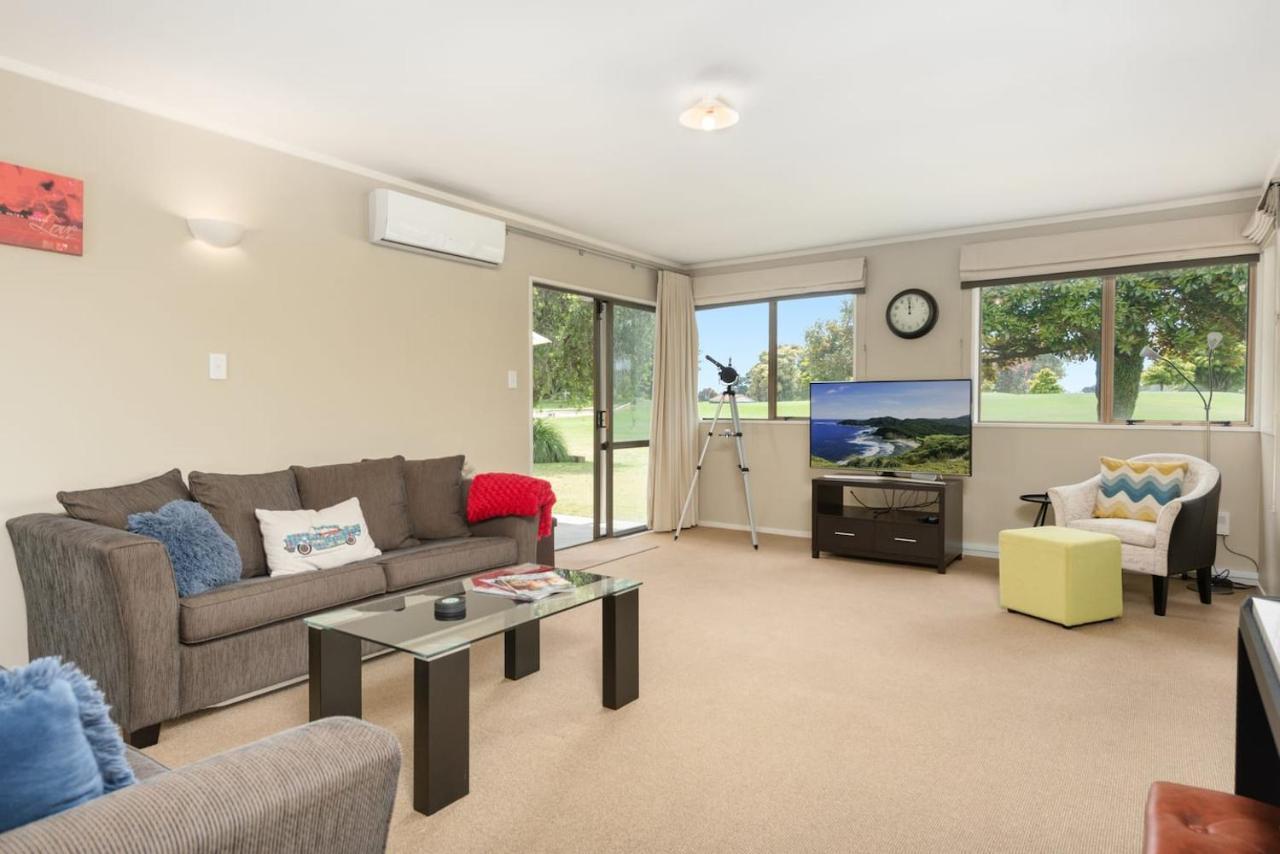 Golfers Delight In Quiet Cul De Sac Villa Mount Maunganui Bagian luar foto