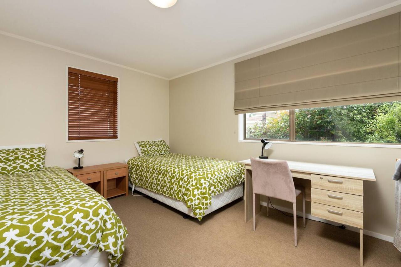 Golfers Delight In Quiet Cul De Sac Villa Mount Maunganui Bagian luar foto